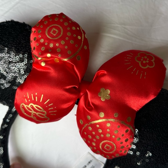 Minnie Mouse Ears Headband Lunar New Year 2019 - Picture 2 of 5